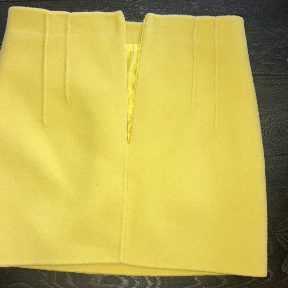 NWOT Yellow Women's Skirt - Picture 3 of 8